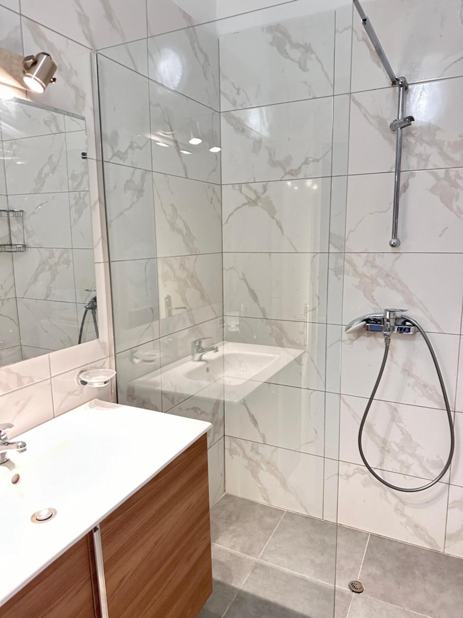 The Hill Sea View Apartment Sarandë 외부 사진